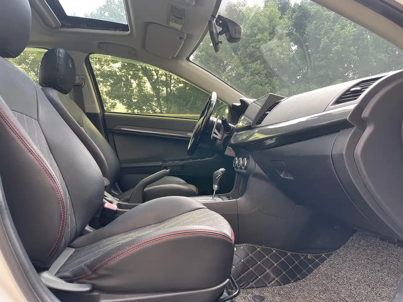 Mitsubishi Lancer EX 2012 Fashion 1.8L CVT Comfort фото 15