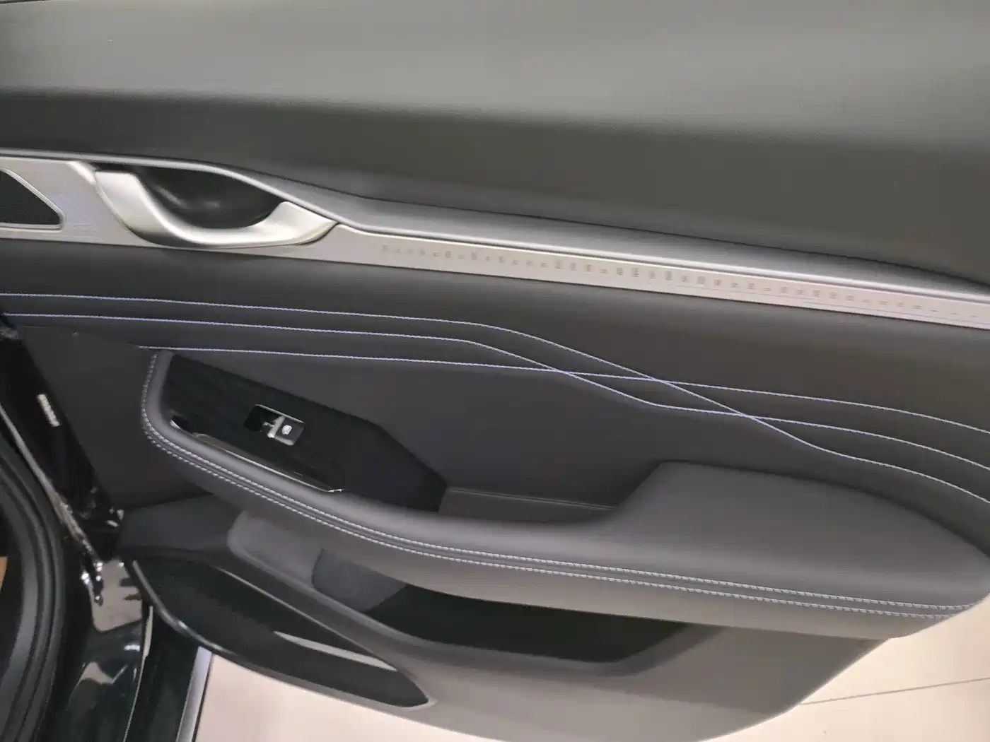 Фото 9 - Geely Preface