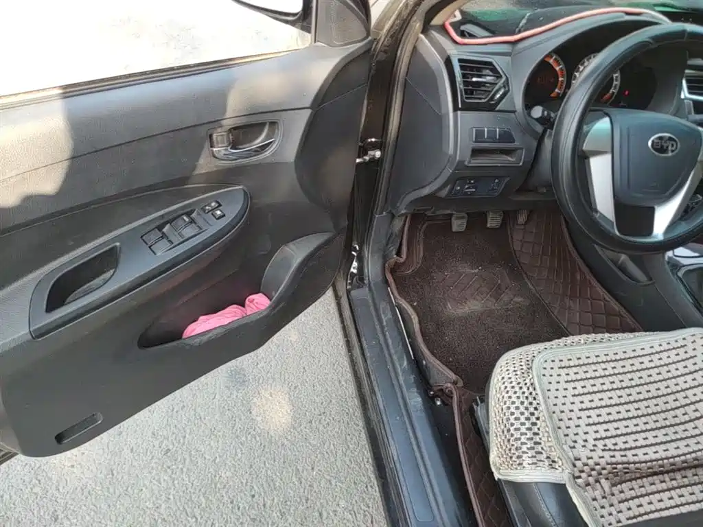 BYD F3 2020 1.5L Manual Luxury Edition фото 12