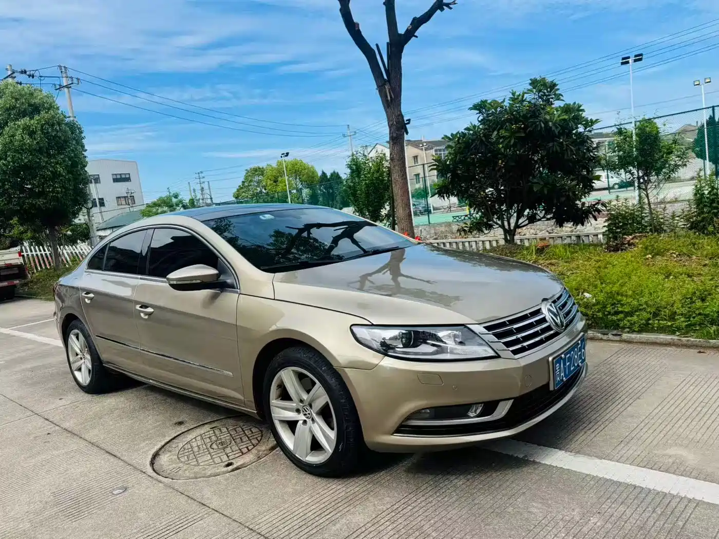 Volkswagen FAW-Volkswagen CC 2015 1.8TSI Premium фото 3