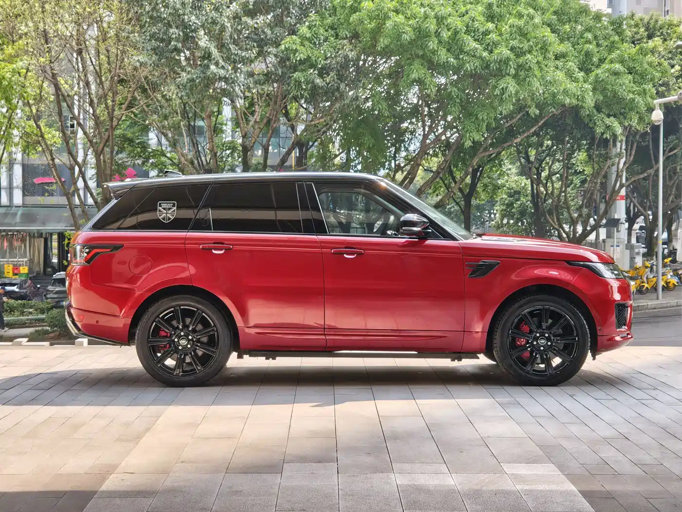 Land Rover Range Rover Sport 2022 3.0 L6 HST фото 7
