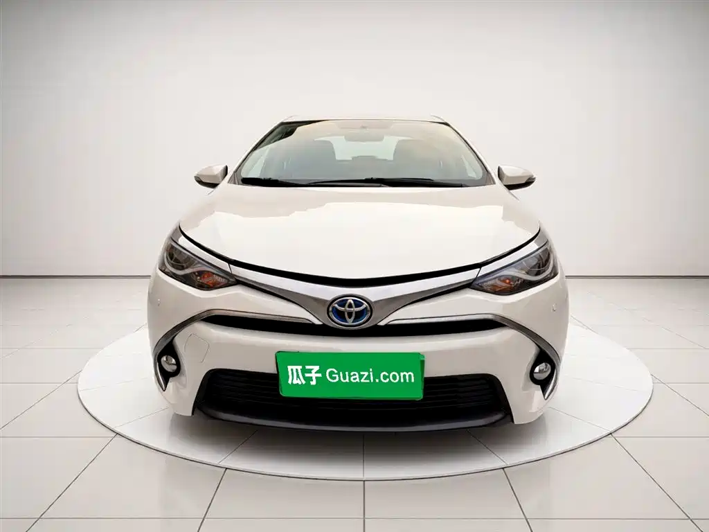 Toyota Levin 2017 Facelift Dual Engine 1.8H V E-CVT Luxury Edition China VI фото 2