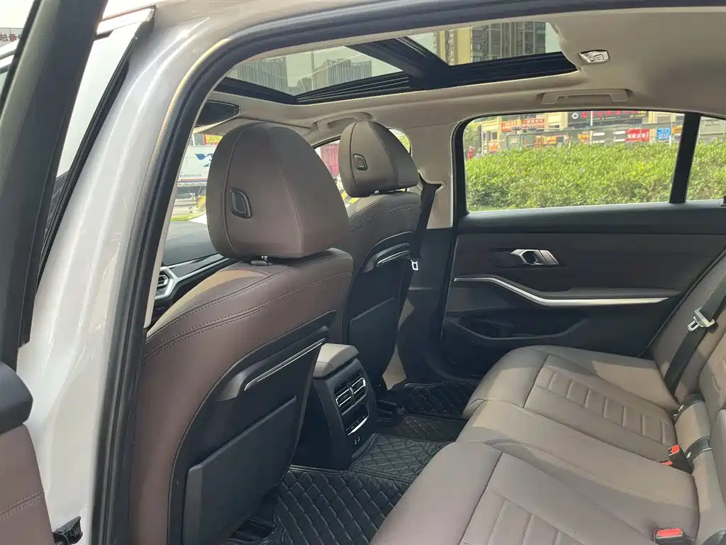 BMW 3 Series 2020 Facelift 325Li Launch Edition фото 18