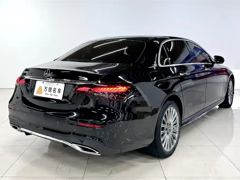 Mercedes-Benz E-Class 2023 Facelift E 300 L Luxury фото 3