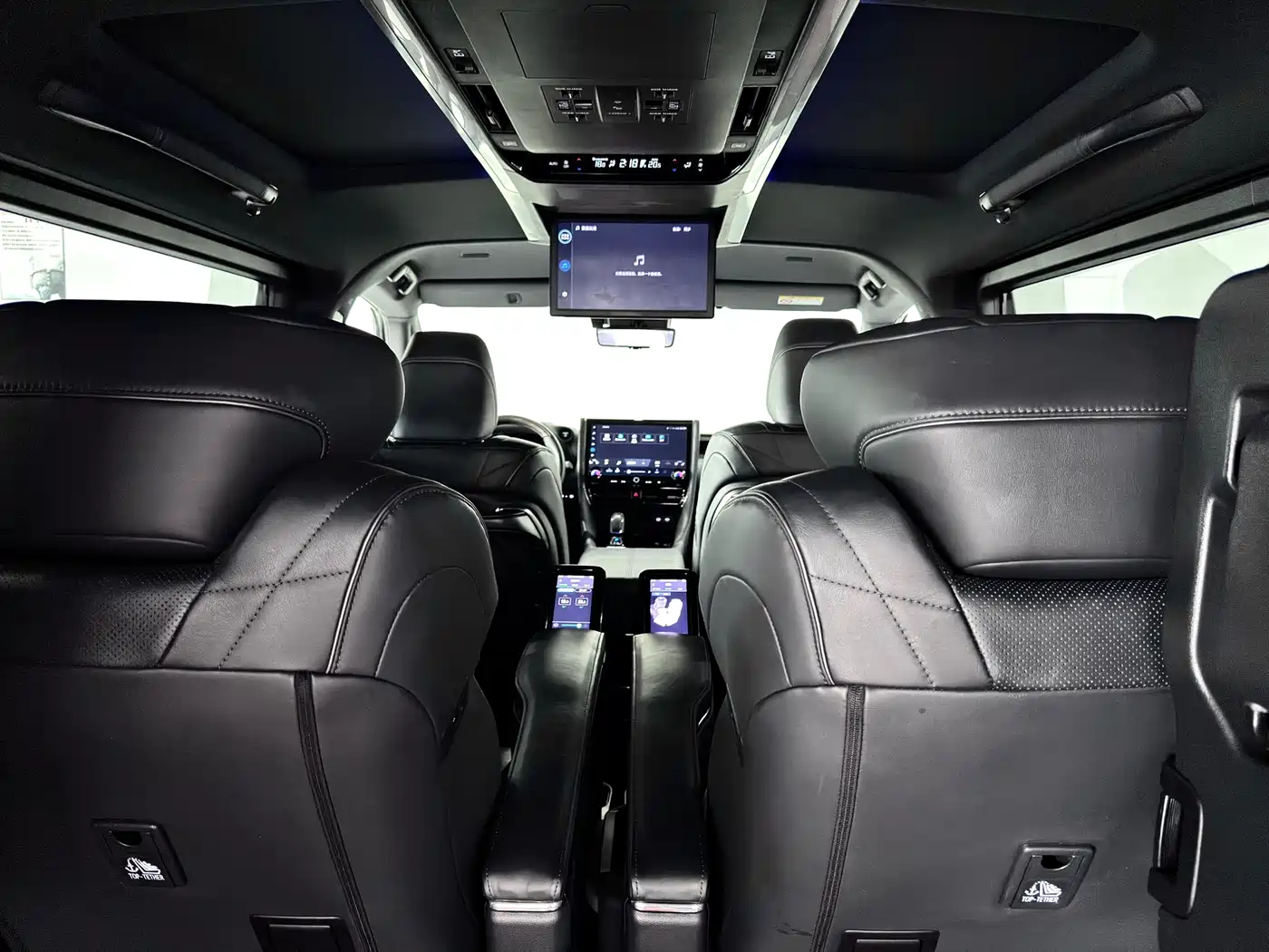 Toyota Alphard 2024 Hybrid 2.5L Ultimate Enjoyment Edition фото 37
