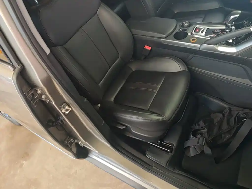 Peugeot 3008 2017 2016 1.6THP Automatic Trend Edition