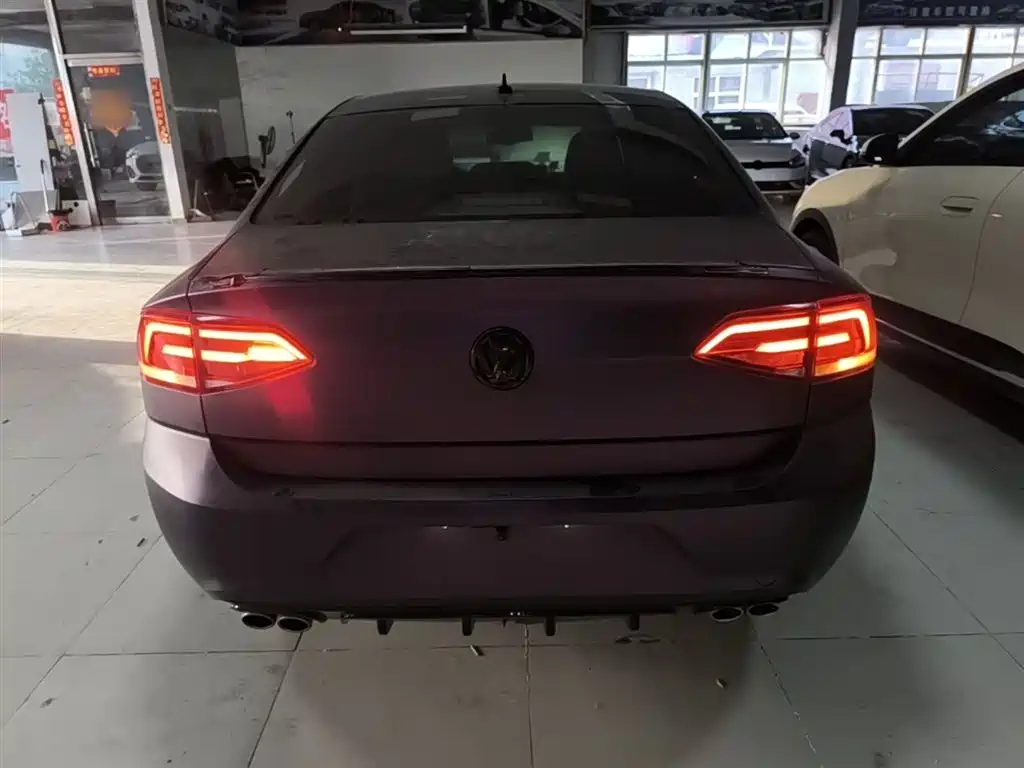 Volkswagen Lamando 2017 230TSI DSG Trend Edition фото 6