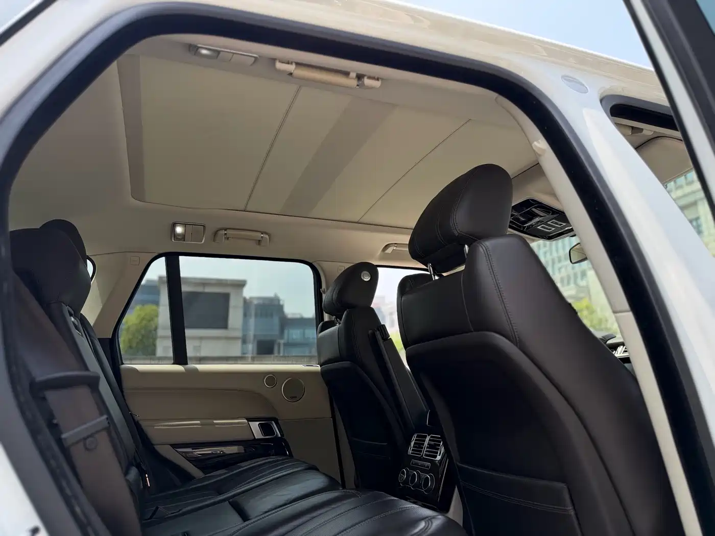 Land Rover Range Rover 2016 3.0 SC V6 Vogue фото 12
