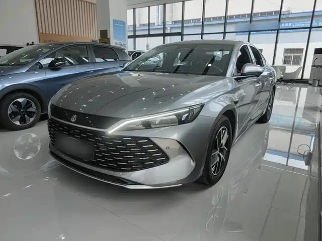  BYD Qin L 2025 DM-i Smart Drive Edition 120KM Surpassing