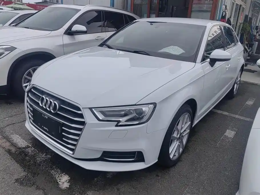Audi A3 2020 Sportback 35 TFSI Progressive Type China VI