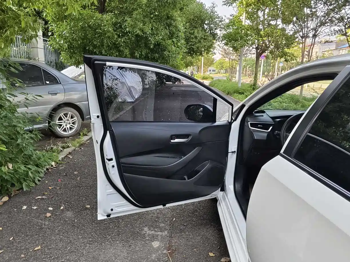 Toyota Levin 2022 185T CVT Luxury Edition фото 20