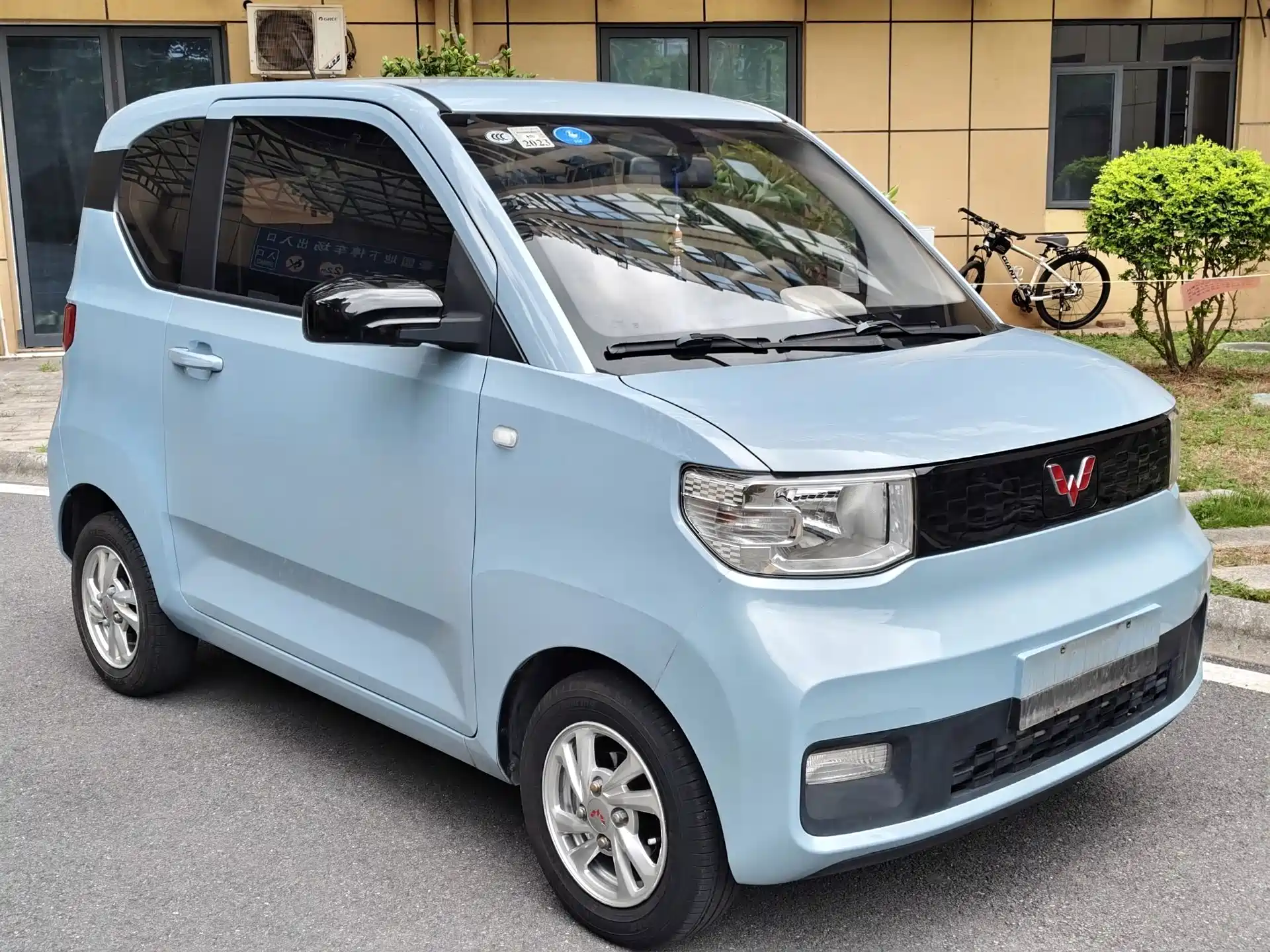 Фото 2 - Wuling Motors Hongguang MINIEV