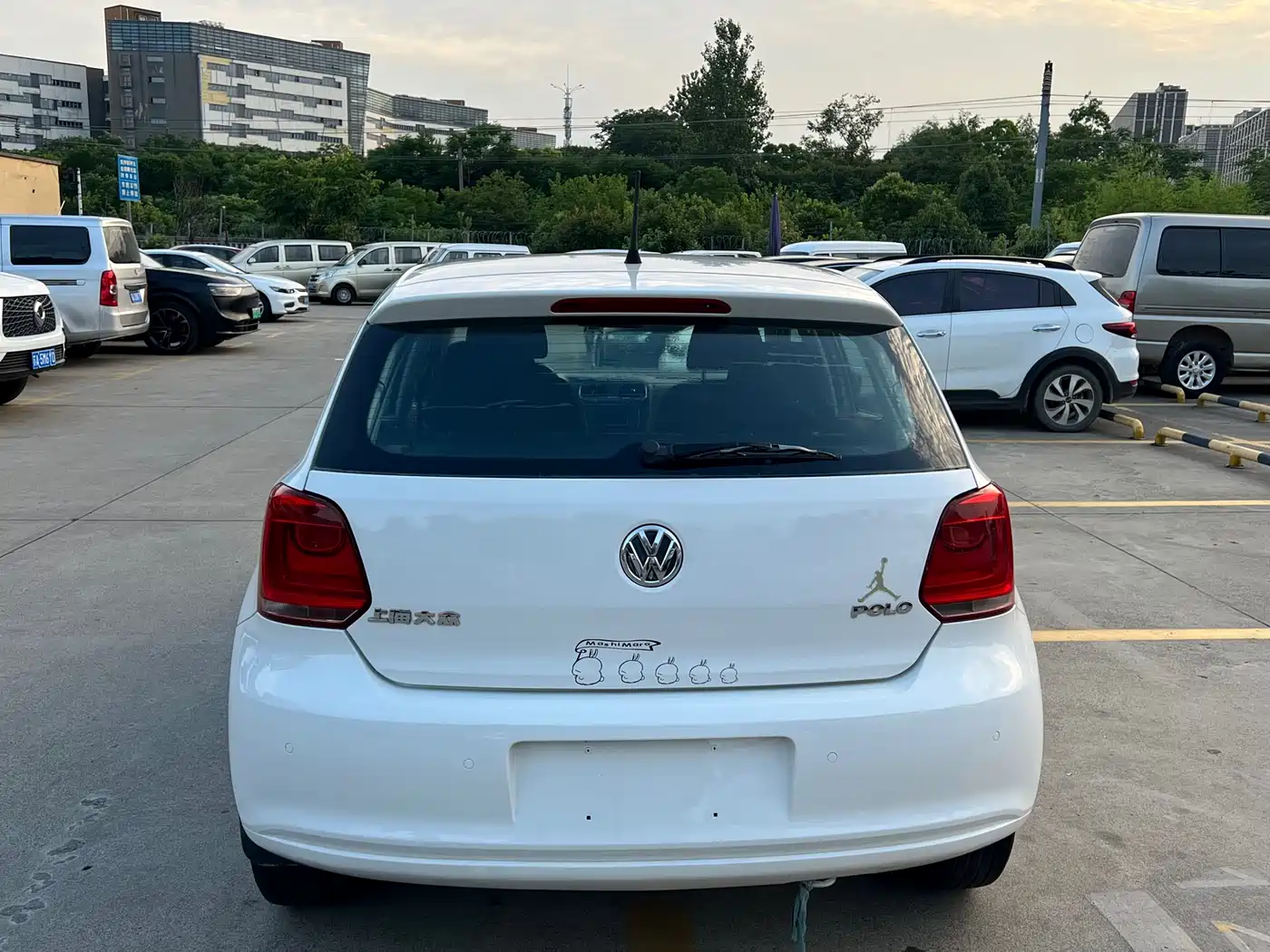 Volkswagen Polo 2013 1.4L Manual Comfort Edition фото 10