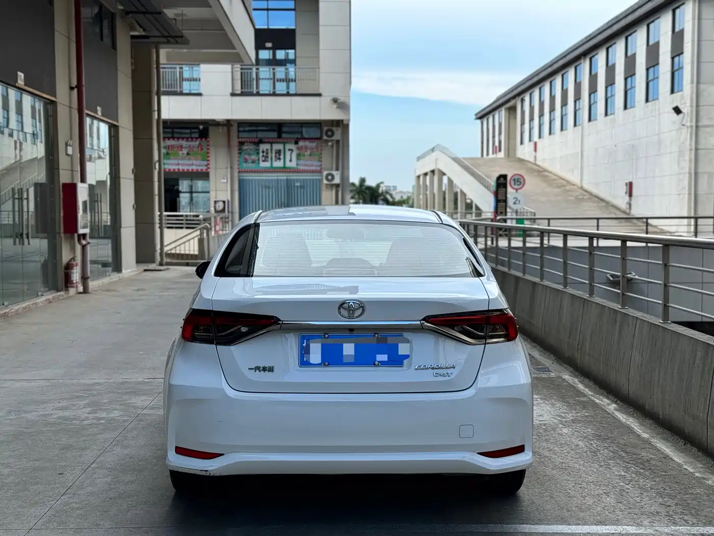 Toyota Corolla 2021 1.2T S-CVT Elite PLUS Edition фото 4