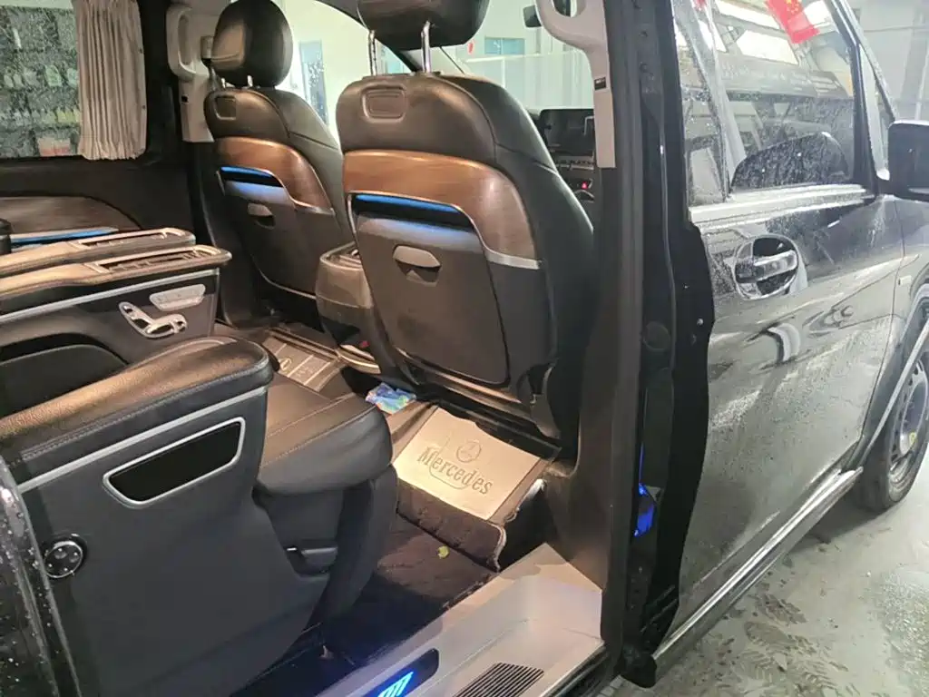 Mercedes-Benz V-Class, миниатюра 11