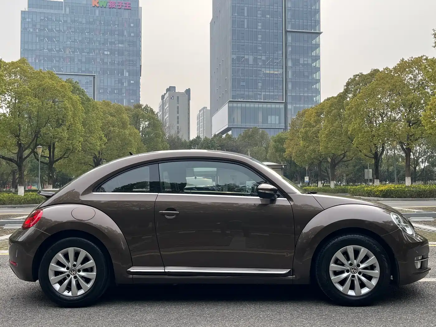 Volkswagen Beetle 2014 1.4TSI Fashion Edition фото 7