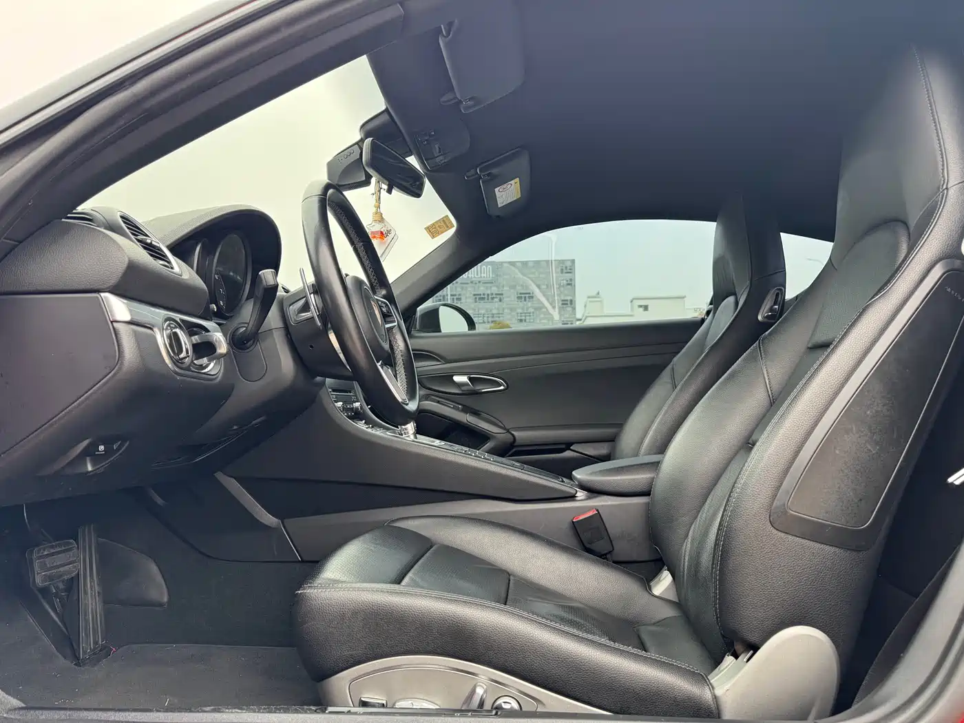 Porsche 718 2018 Cayman 2.0T фото 8