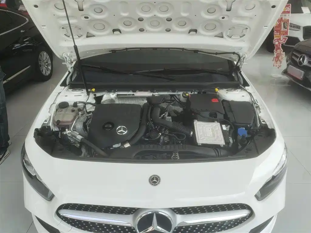Mercedes-Benz A-Class 2020 A 200 L Sport Sedan фото 20