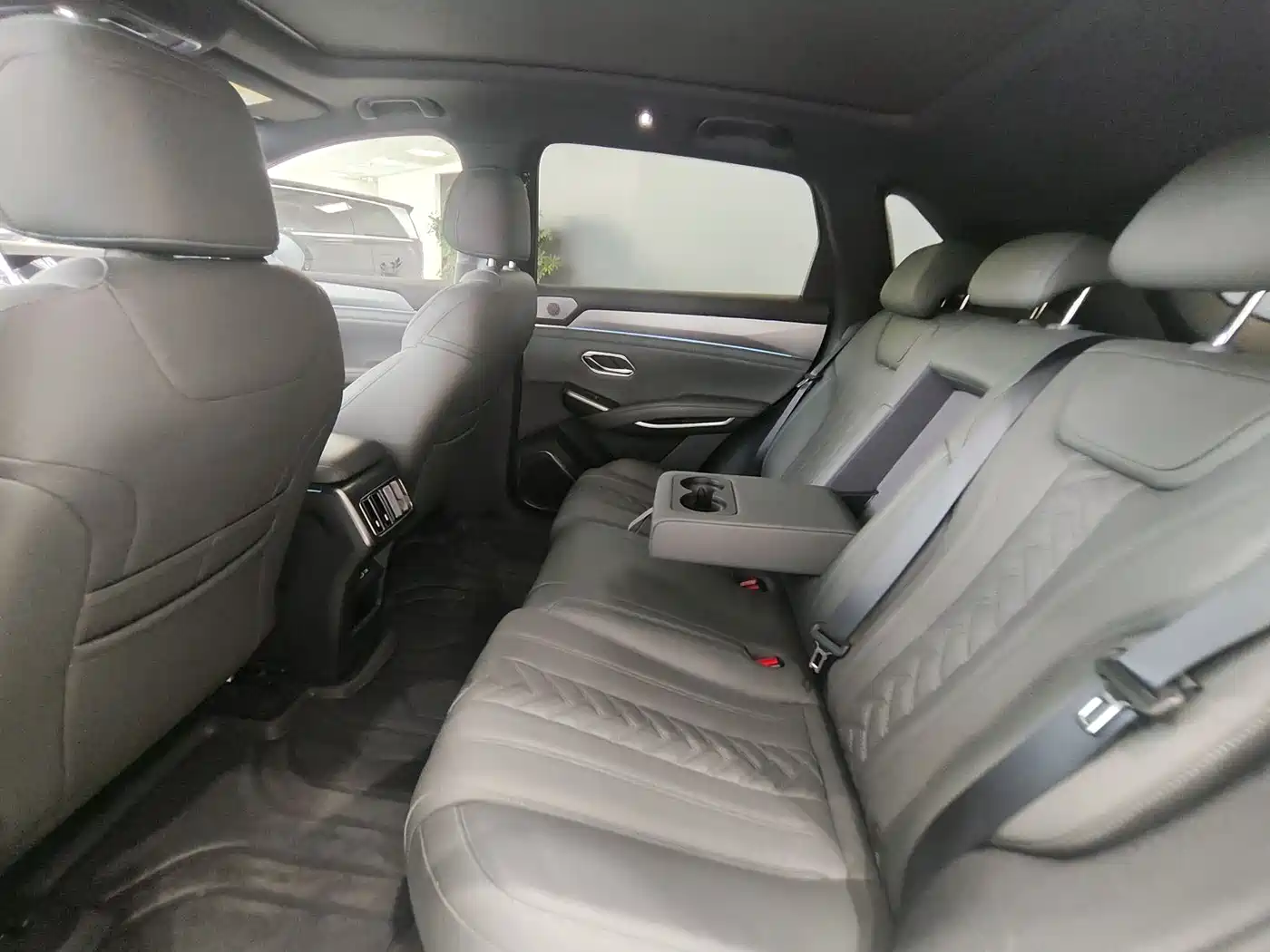 BYD Song L DM-i 2025 Smart Drive 160km Premium фото 5