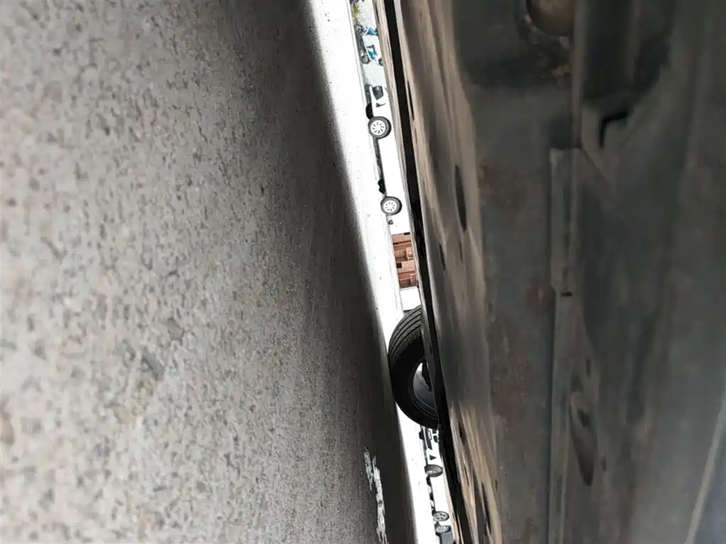 Toyota Avalon 2023 2.0L XLE Premium Edition фото 2