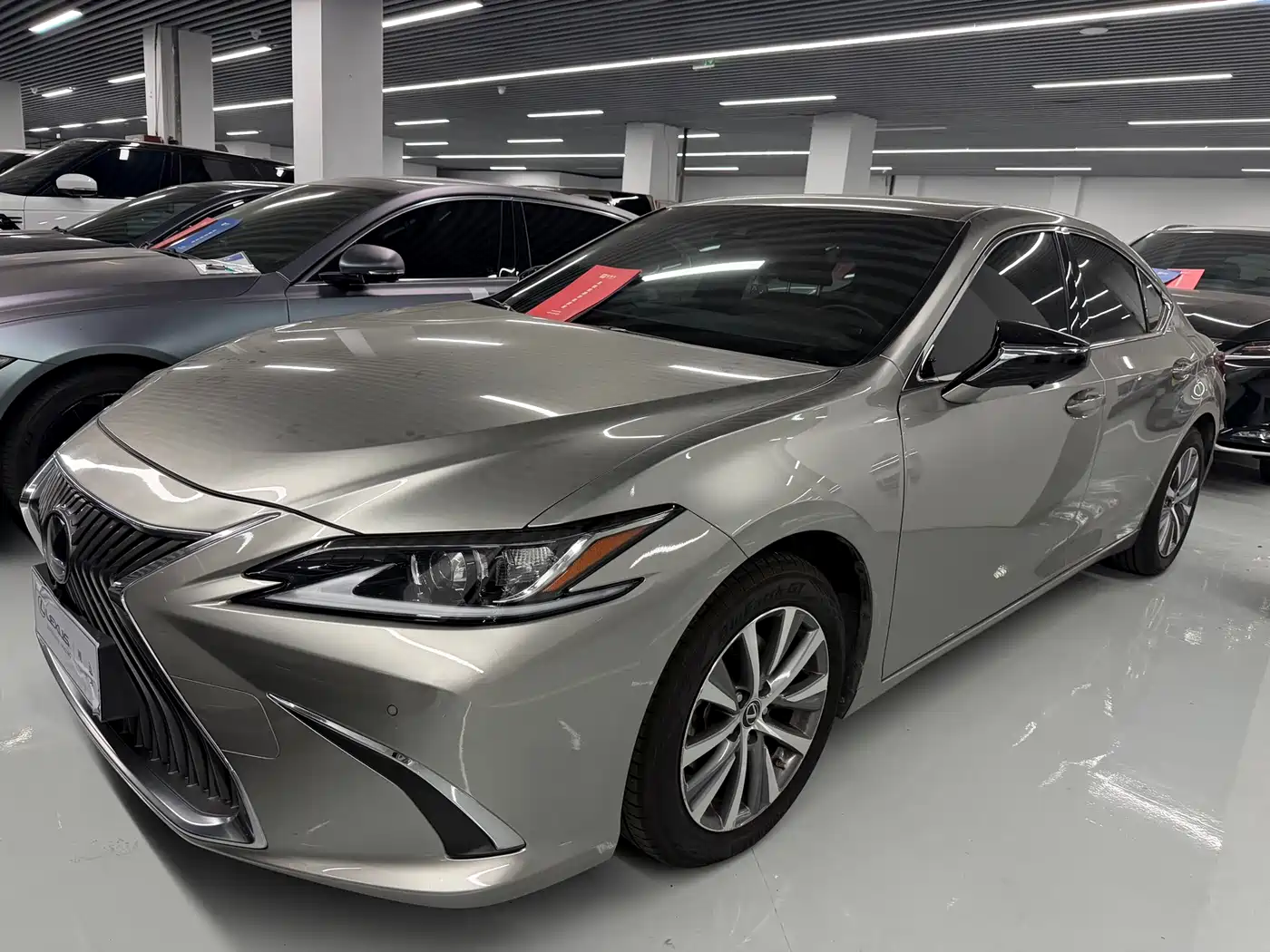 Lexus ES 2021 200 Excellence Edition