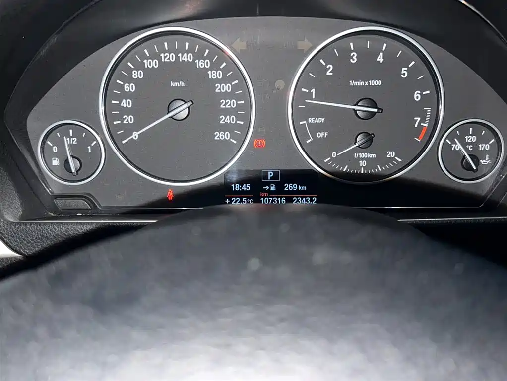 BMW 3 Series 2014 320Li Fashion фото 13