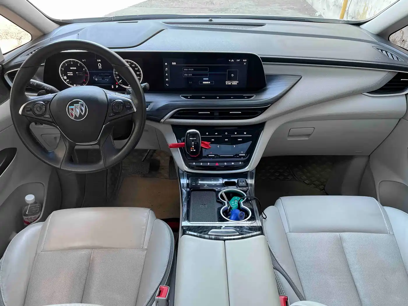 Photo 7 - Buick GL8