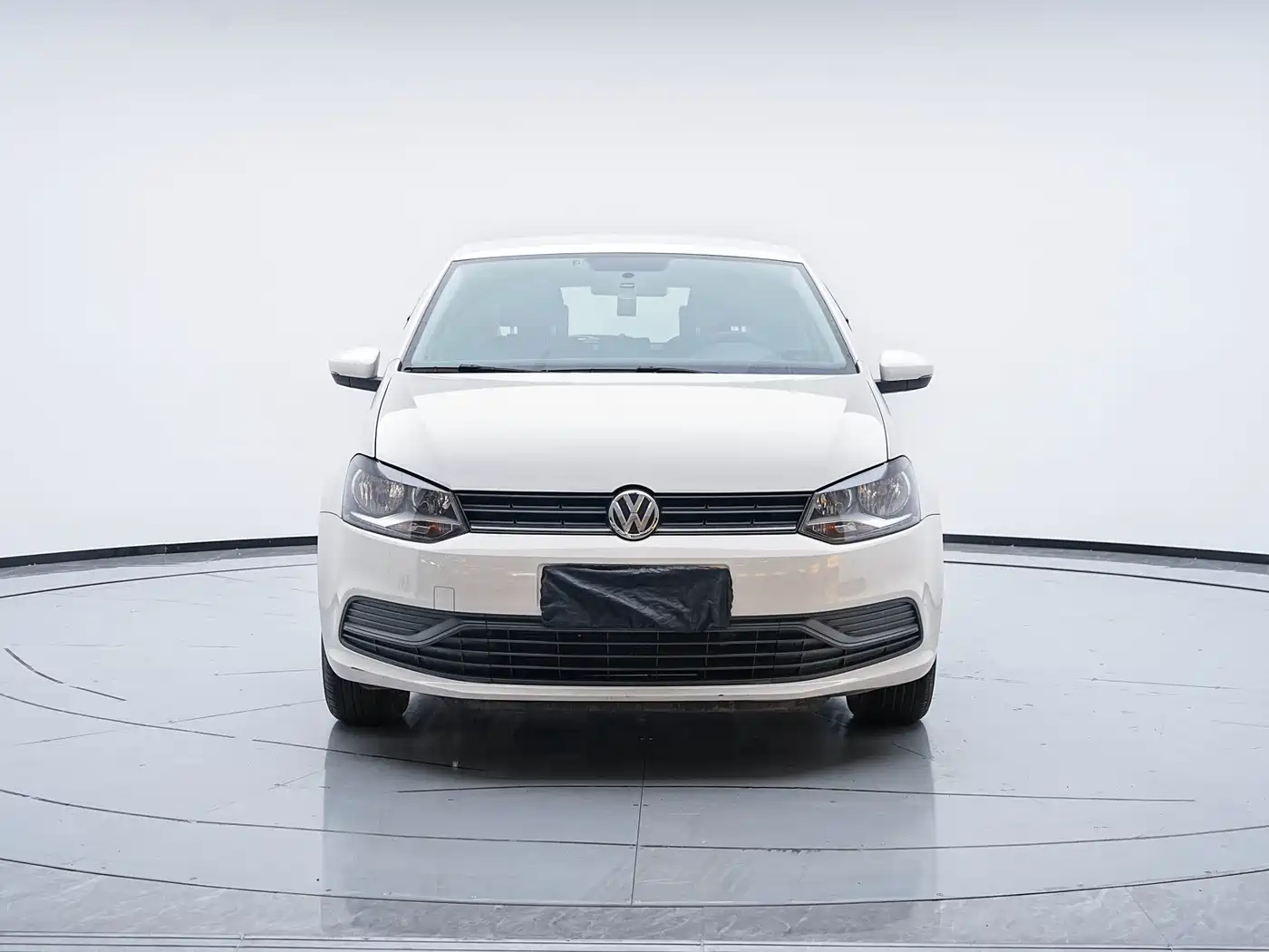 Volkswagen Polo 2016 1.4L Manual Trend фото 2