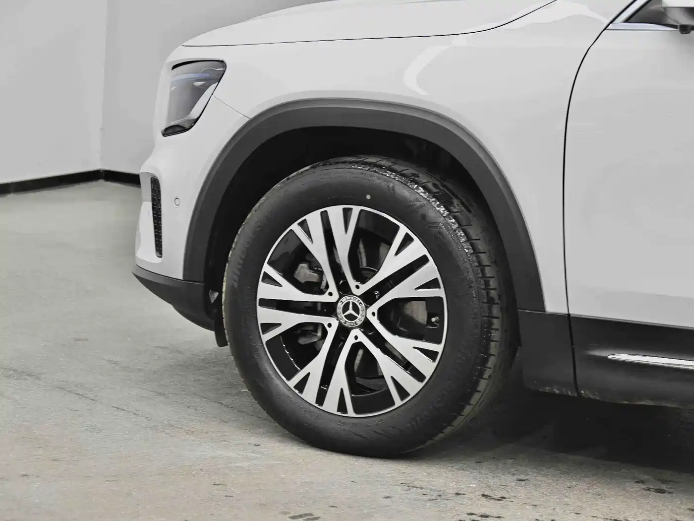 Mercedes-Benz GLB 2024 GLB 220 Dynamic фото 23