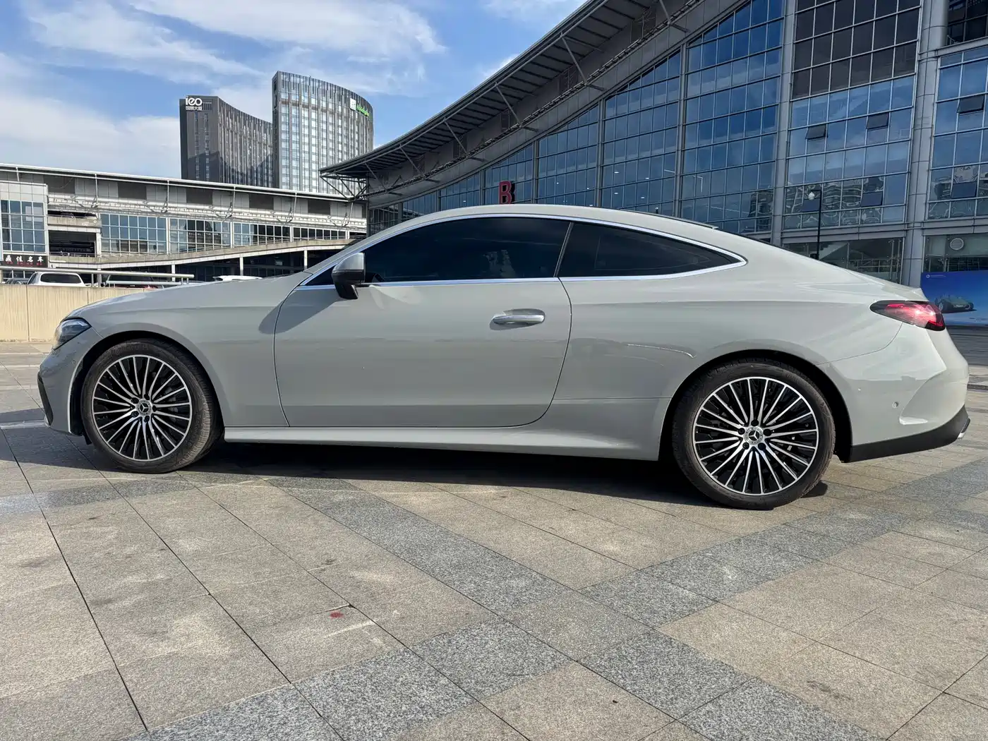 Mercedes-Benz CLE 2025 CLE 260 Coupe фото 11