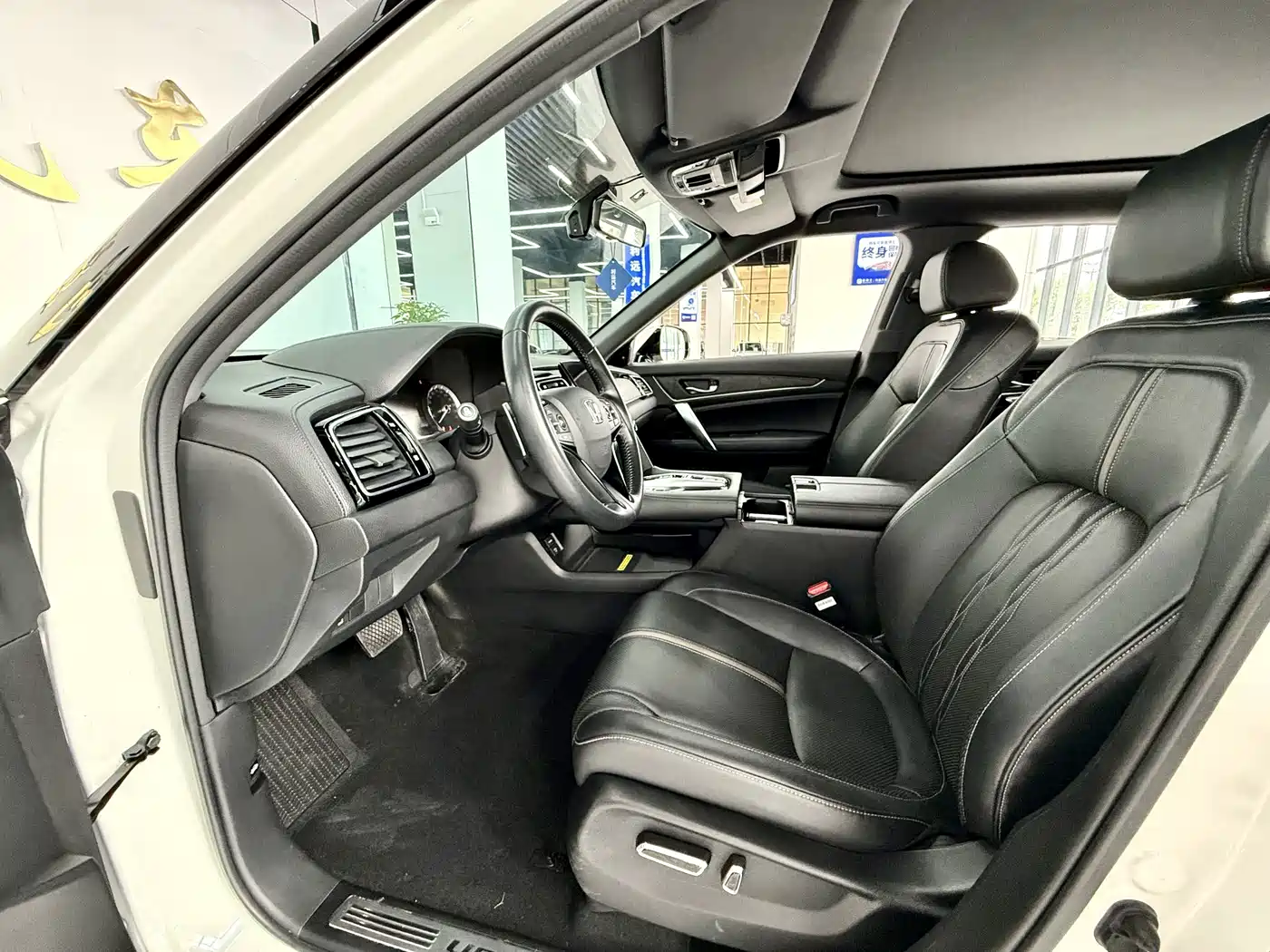 Honda UR-V 2023 2020 370TURBO 2WD Premium Elegance Edition