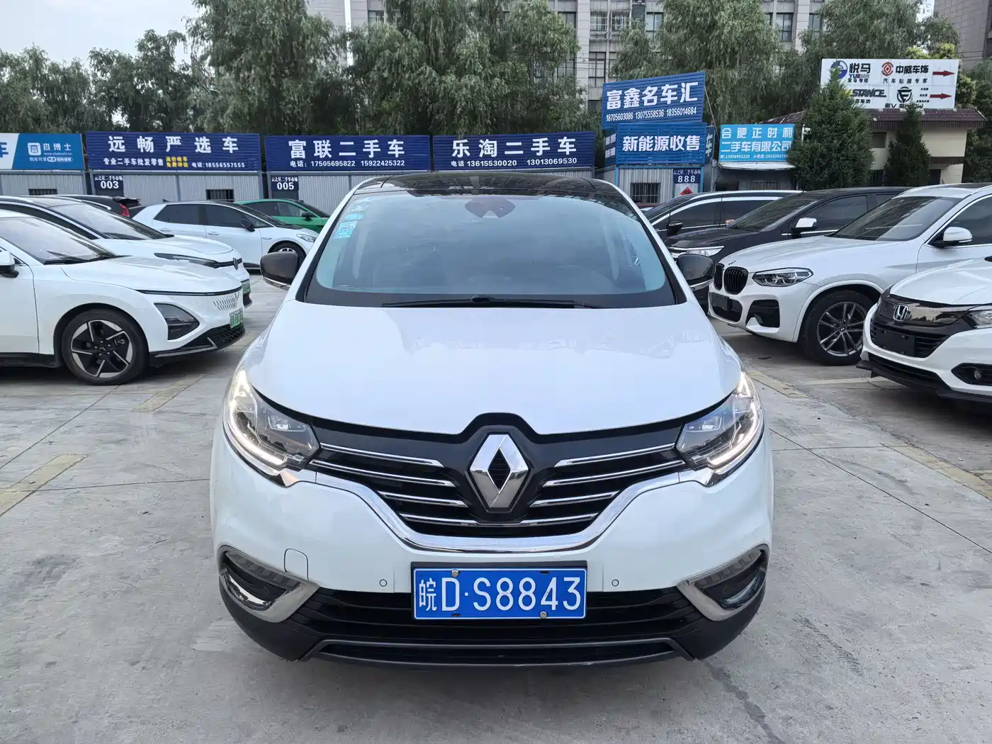 Renault Espace Classic 2018 TCe 300 Adventure фото 2