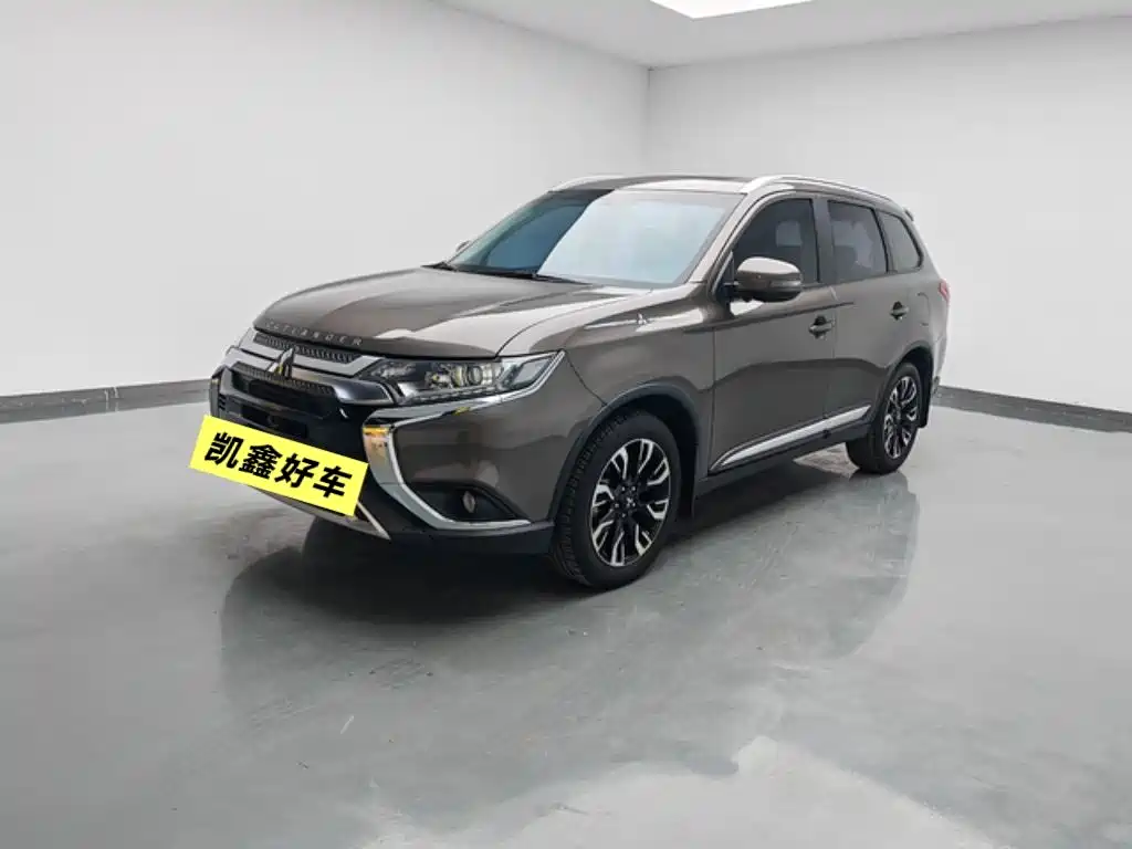 Mitsubishi Outlander 2020 2.0L 2WD Premium 5-seater