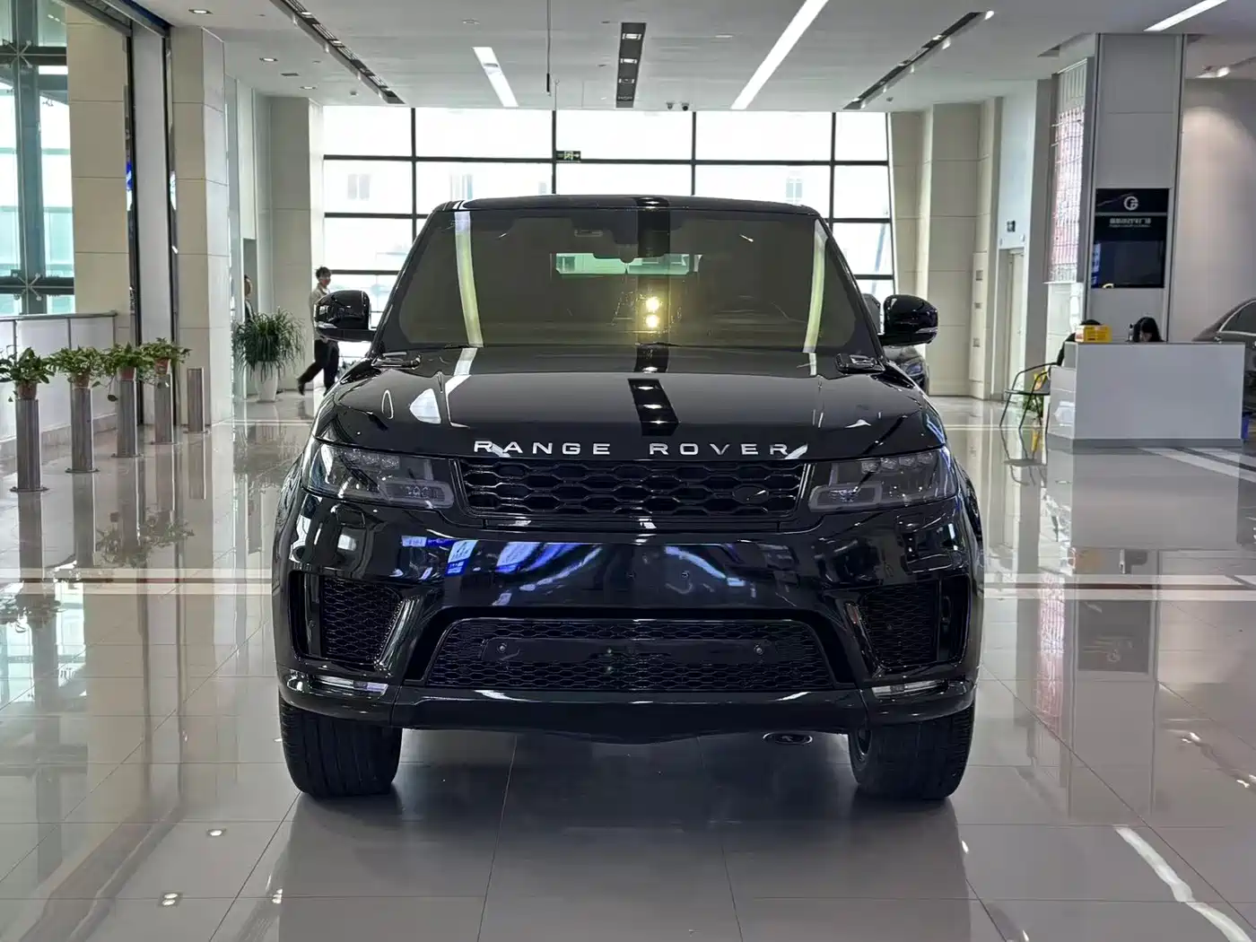 Land Rover Range Rover Sport 2014 3.0 SC V6 HSE фото 13
