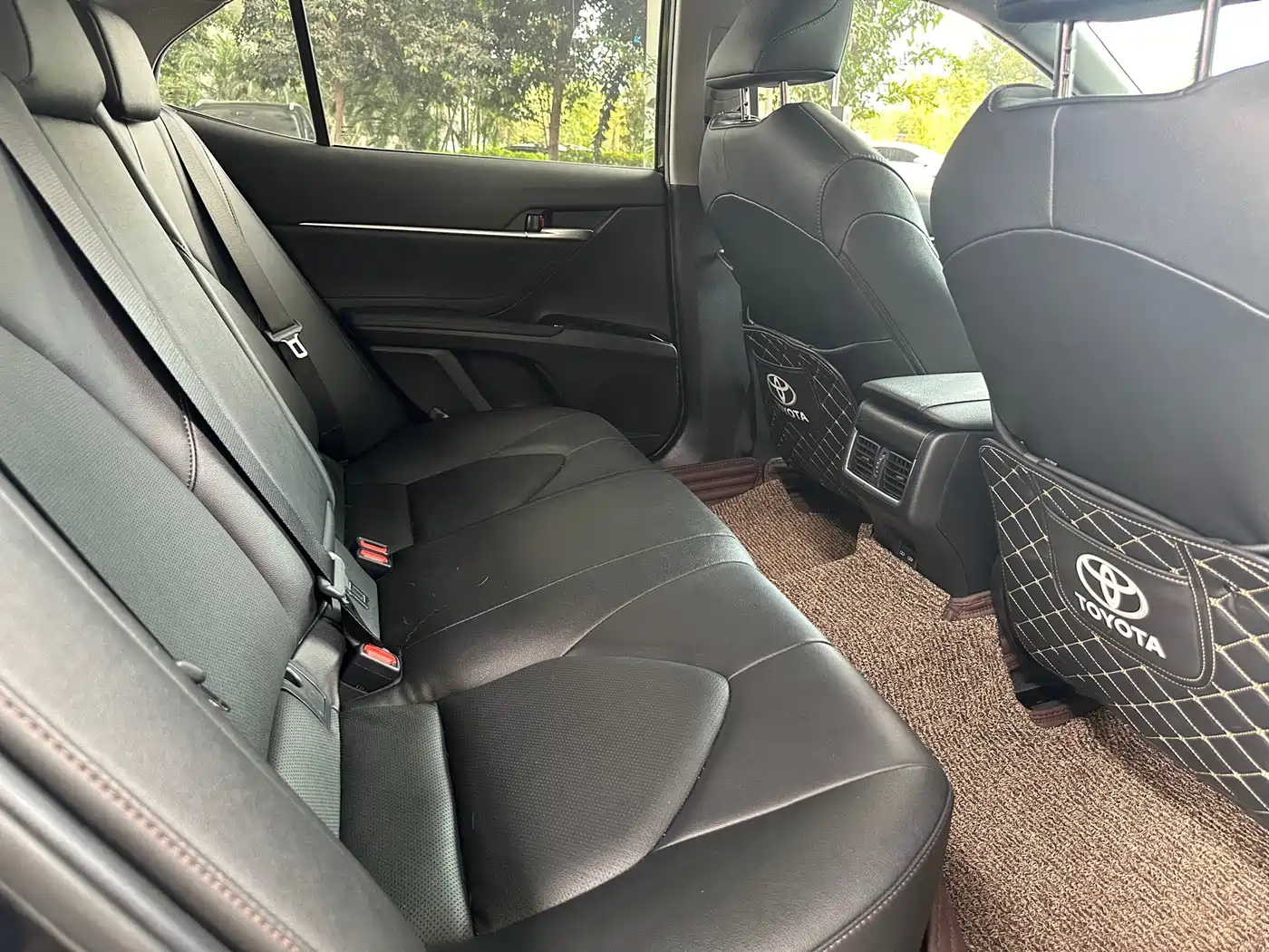 Toyota Camry 2023 2.0G Luxury Edition фото 10