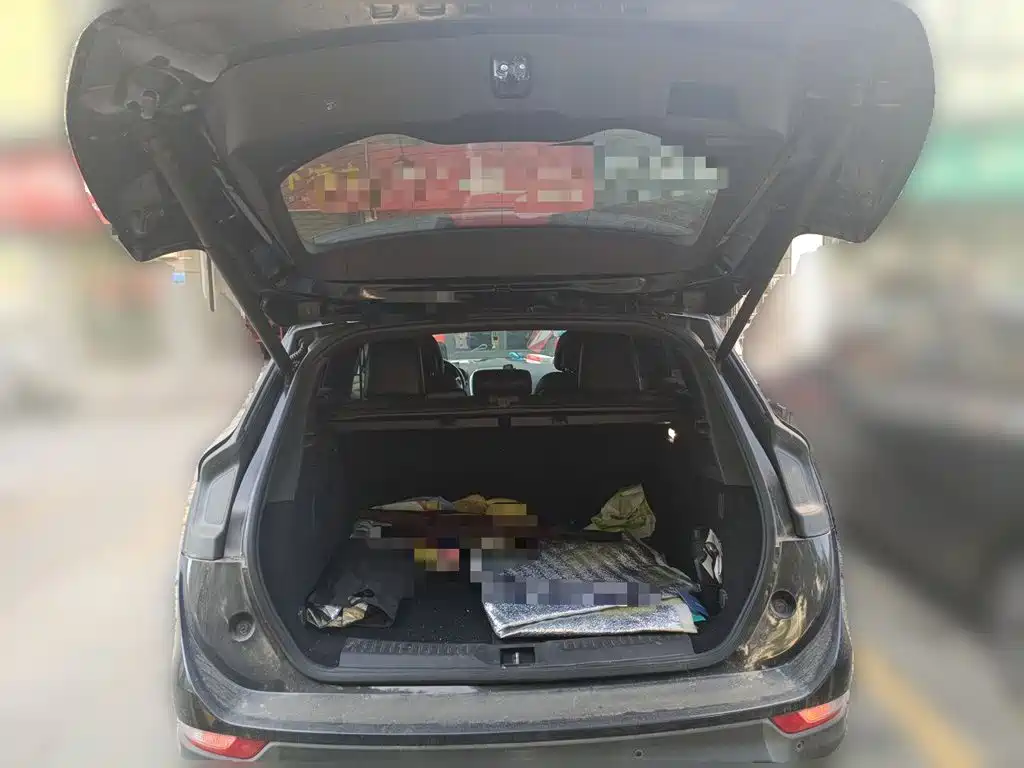 Фото 20 - Lincoln MKC