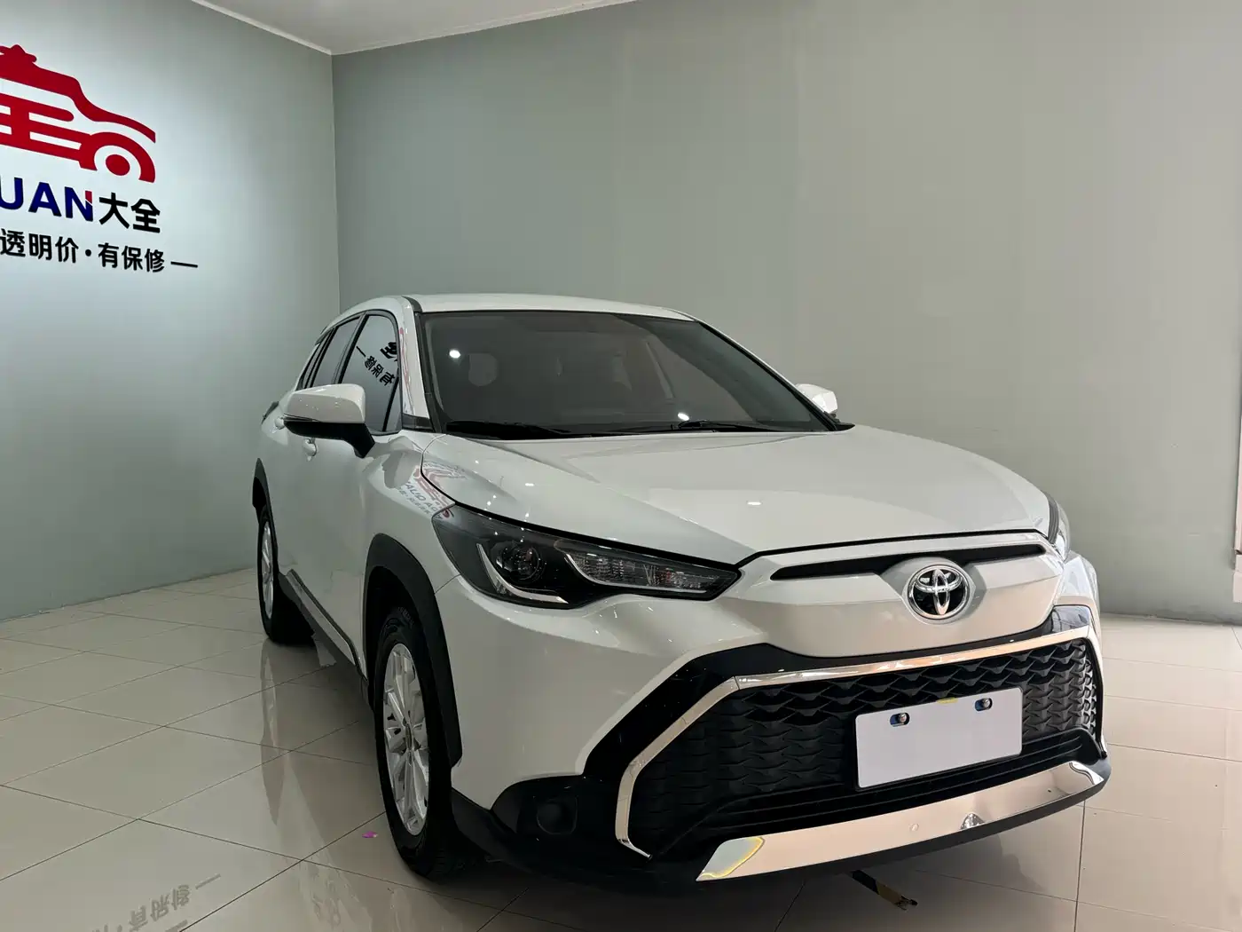 Toyota Frontlander 2023 2.0L CVT Elite Edition фото 3