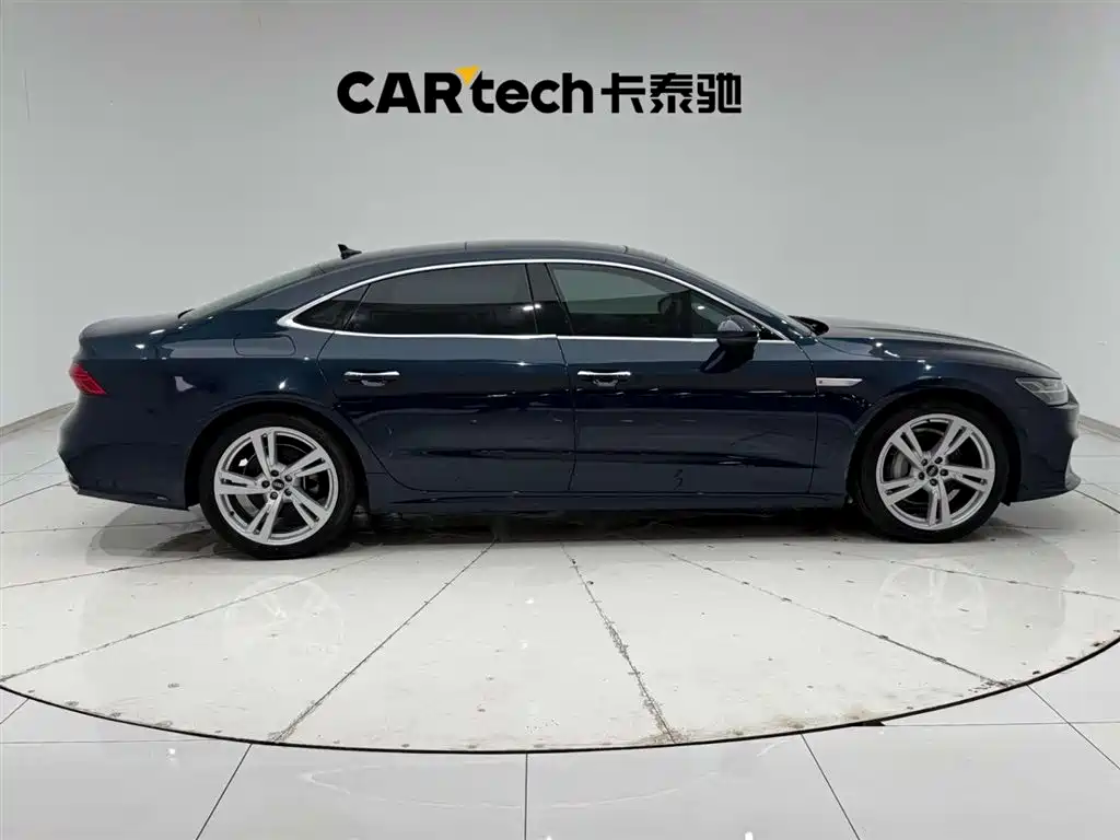 Audi A7L 2022 45 TFSI S-line Future Dream Edition фото 12
