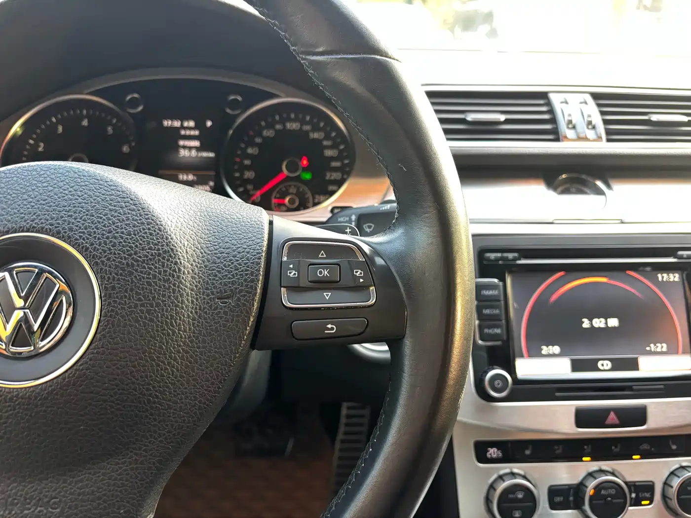 Volkswagen FAW-Volkswagen CC 2015 2.0TSI Supreme Edition фото 25