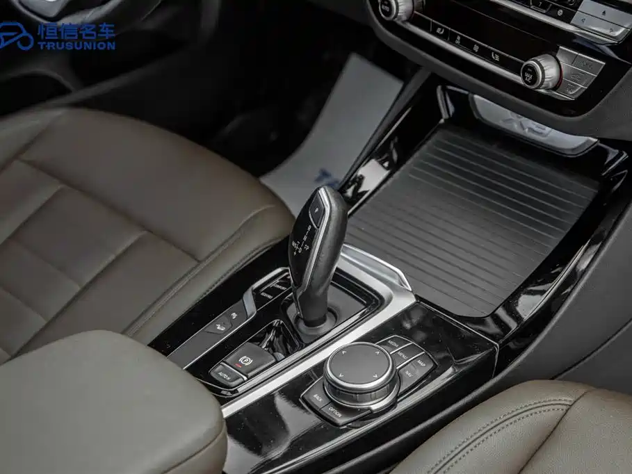 BMW X3 2018 xDrive25i Luxury Package China VI фото 19