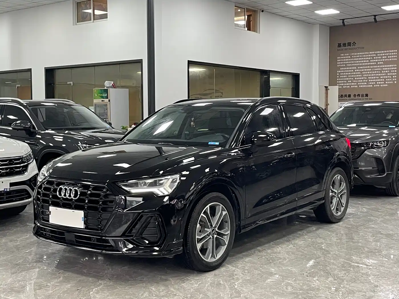 Audi Q3 2022 35 TFSI Fashion Dynamic