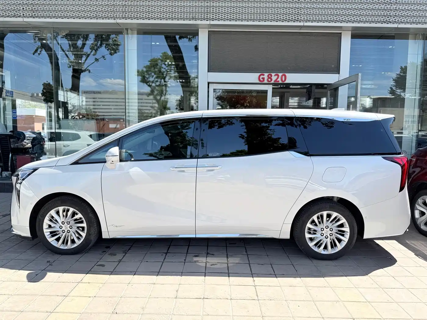 Buick Century 2025 2.0T 7-Seater World Edition фото 24
