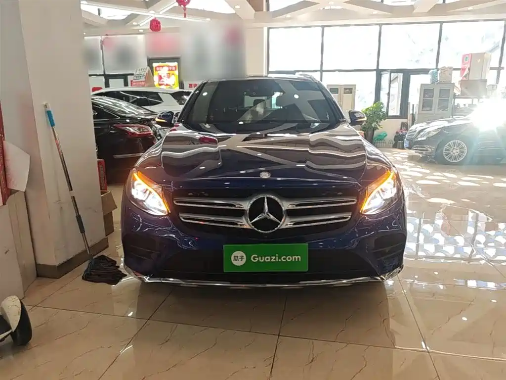 Mercedes-Benz GLC 2017 GLC 260 4MATIC Luxury фото 3