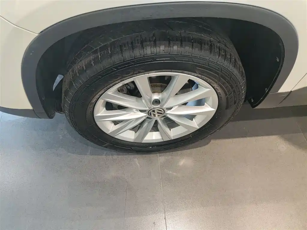 Volkswagen Tiguan 2017 300TSI Automatic 2WD Silk Road Comfort Edition фото 25