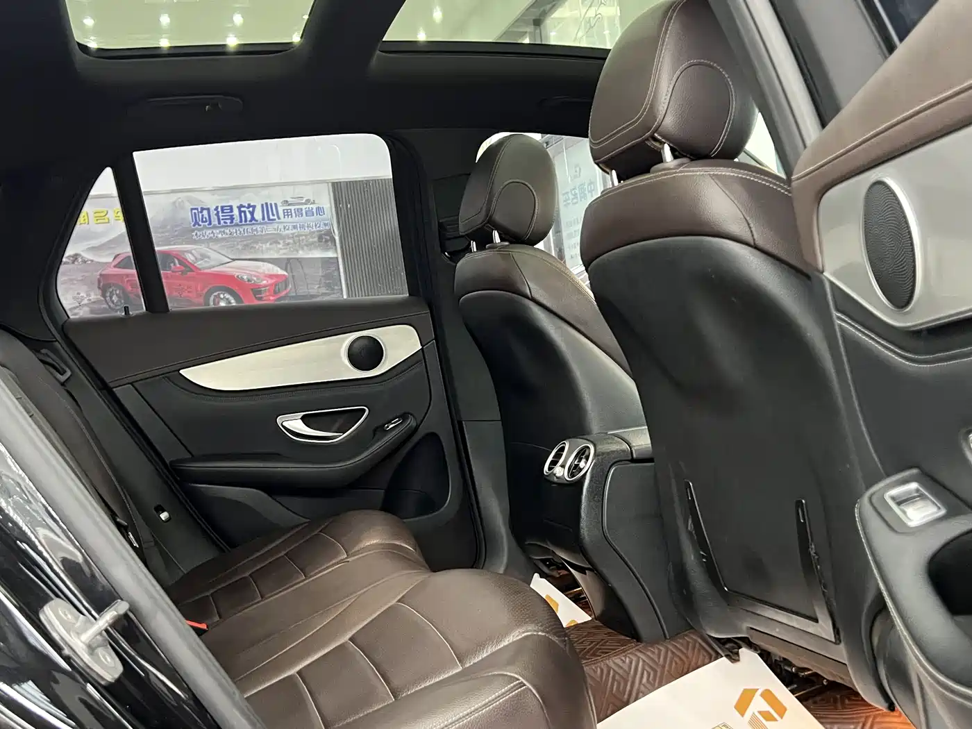 Mercedes-Benz GLC 2018 Facelift GLC 200 4MATIC фото 10