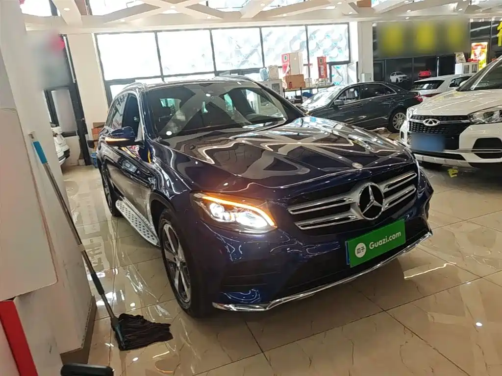 Mercedes-Benz GLC 2017 GLC 260 4MATIC Luxury фото 4