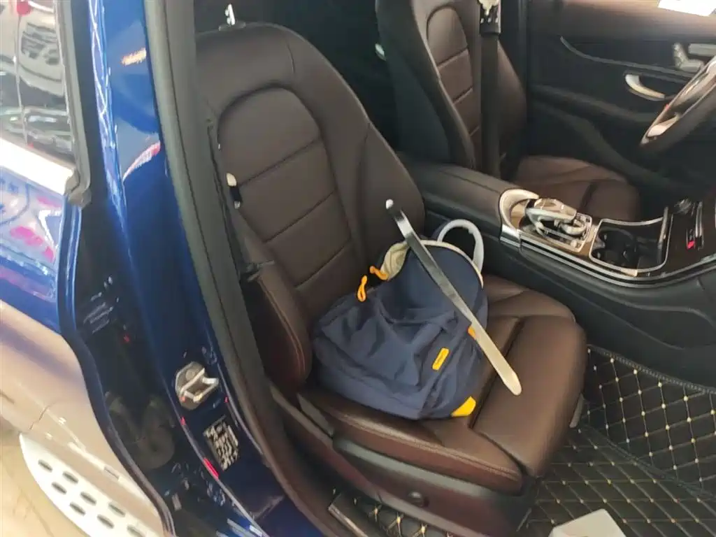 Mercedes-Benz GLC 2017 GLC 260 4MATIC Luxury фото 25