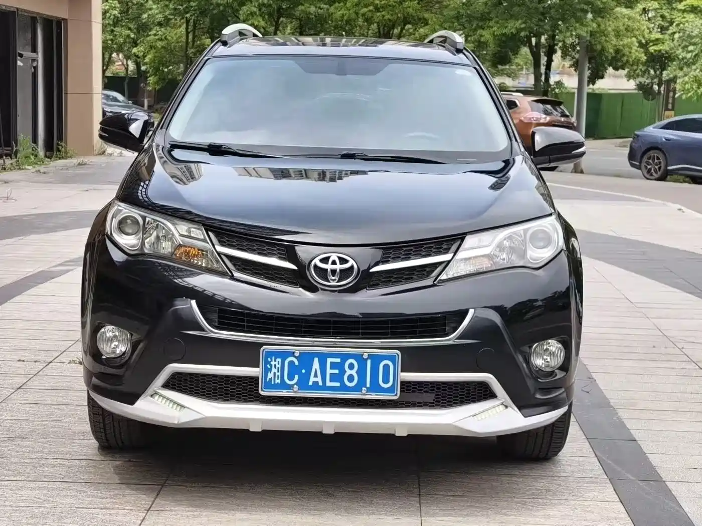 Toyota RAV4 Rongfang 2015 2.0L CVT 2WD Trend Edition фото 2