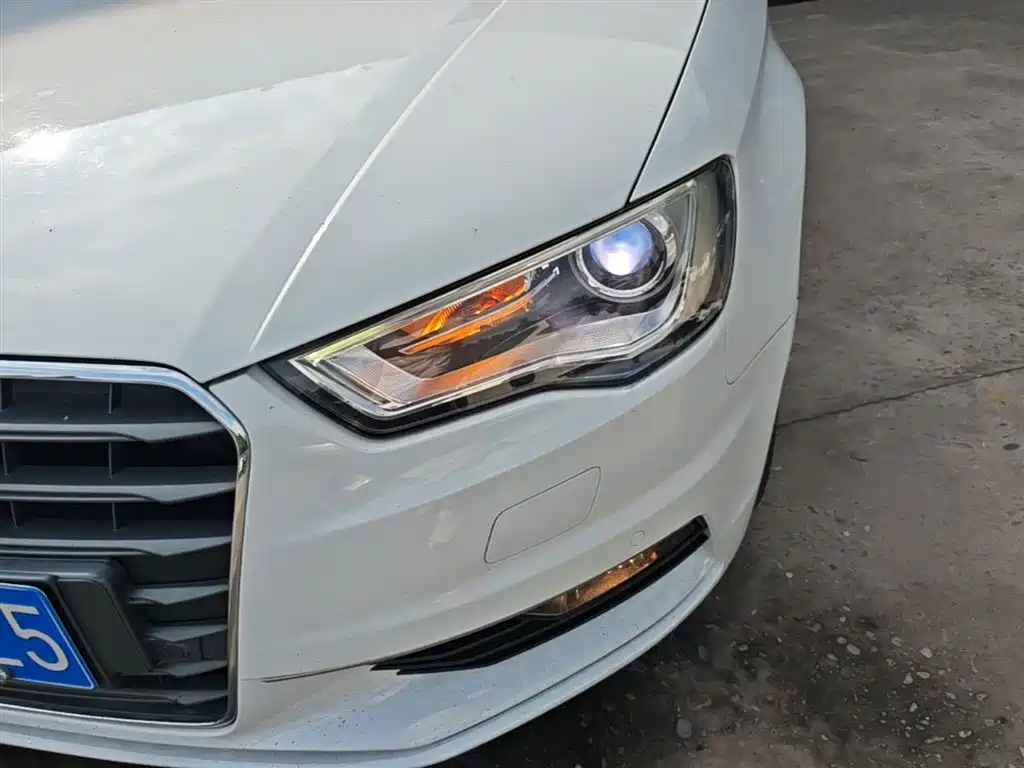 Audi A3 2016 Limousine 35 TFSI Leadership фото 19