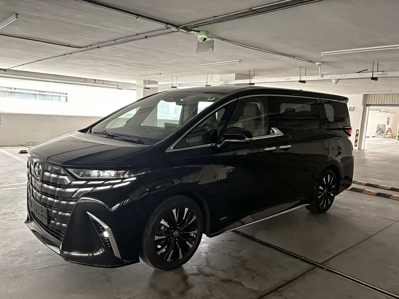 Toyota Alphard 2024 Hybrid 2.5L Prestige Edition